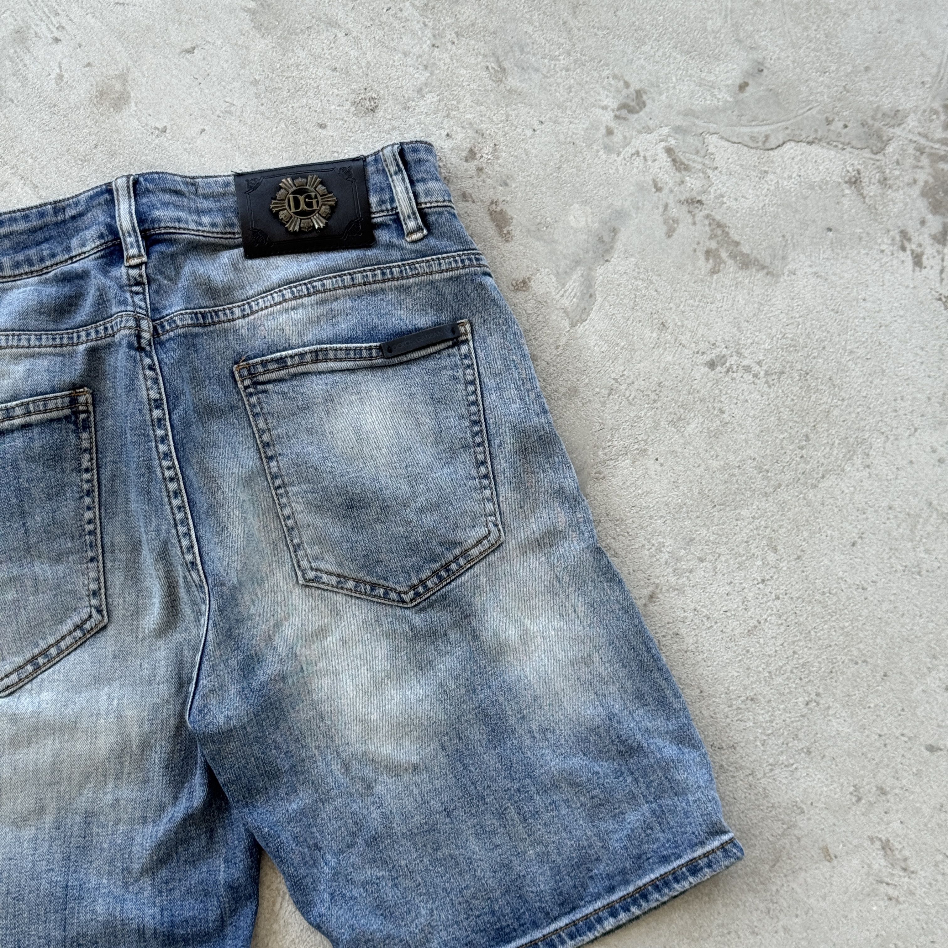 Dolce & Gabbana Vintage 90s Dolce & Gabbana Denim Shorts Size US 30 / EU 46 - 3 Thumbnail
