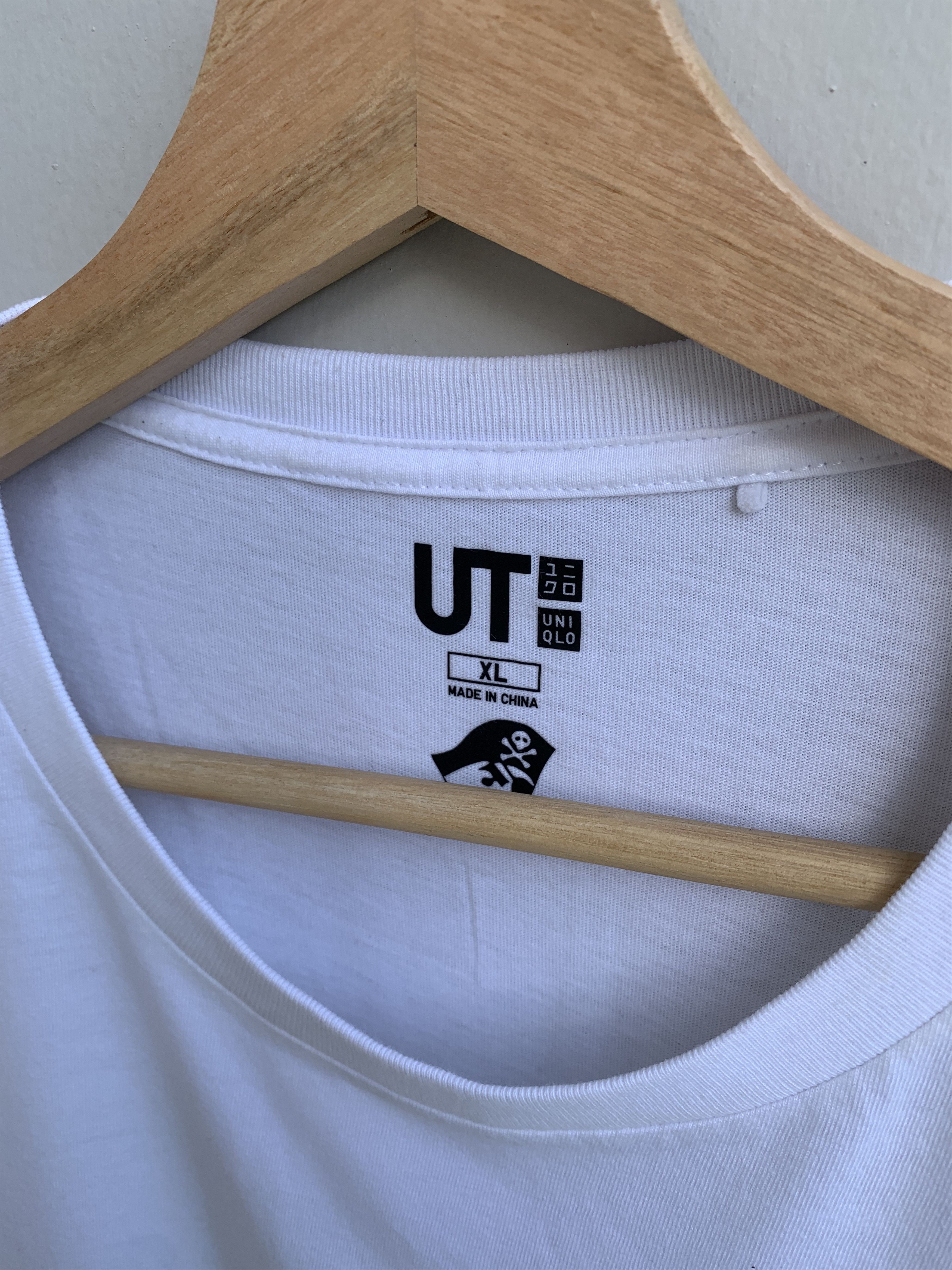 Anime × Japanese Brand × Uniqlo Uniqlo UT x 50th Shonen Yugioh 'Blue Eyes White Dragon' Size US XL / EU 56 / 4 - 5 Thumbnail