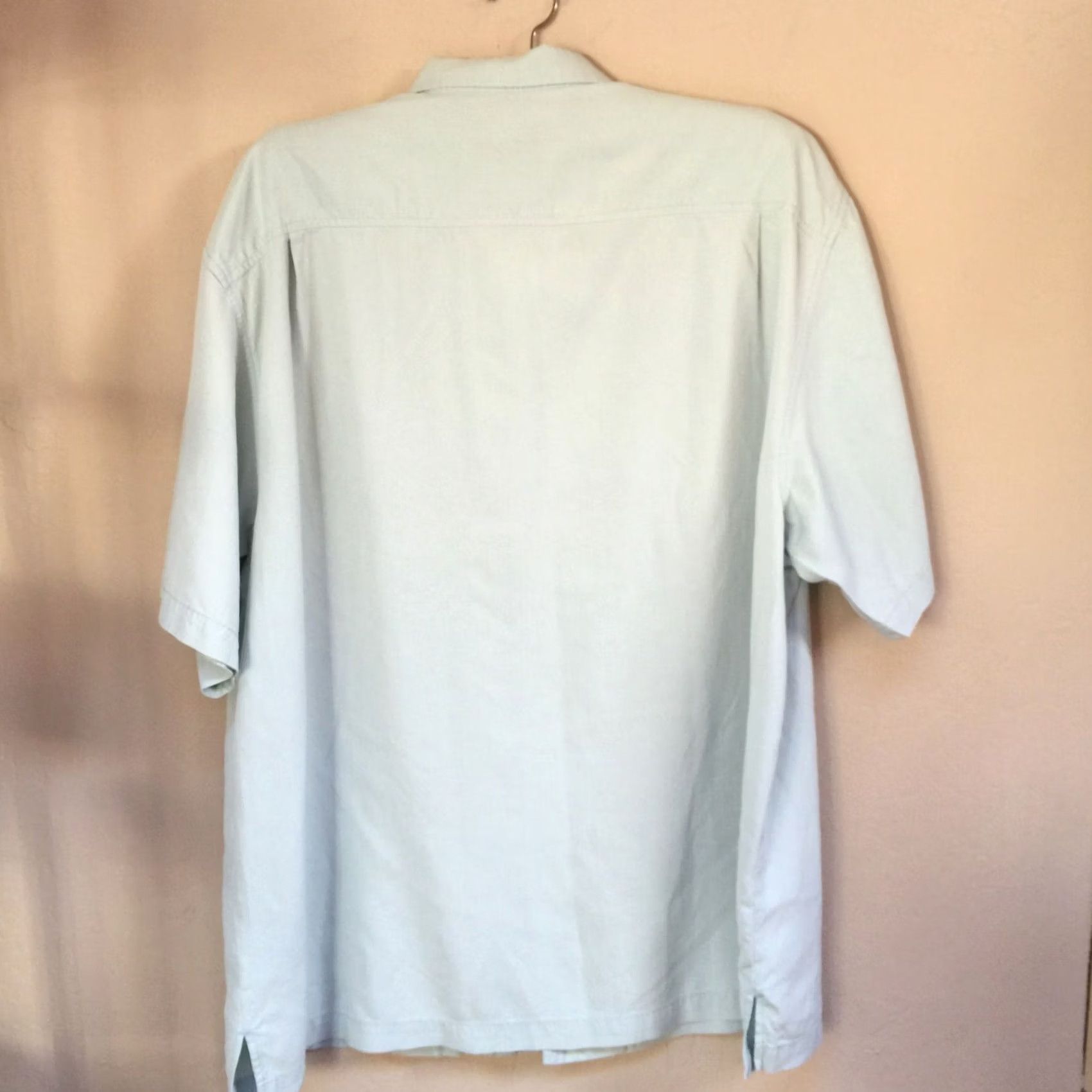 Tommy Bahama Tommy Bahama Mens Original Fit Button Short Sleeve Silk Camp Shirt Light Blue XL Size US XL / EU 56 / 4 - 2 Thumbnail
