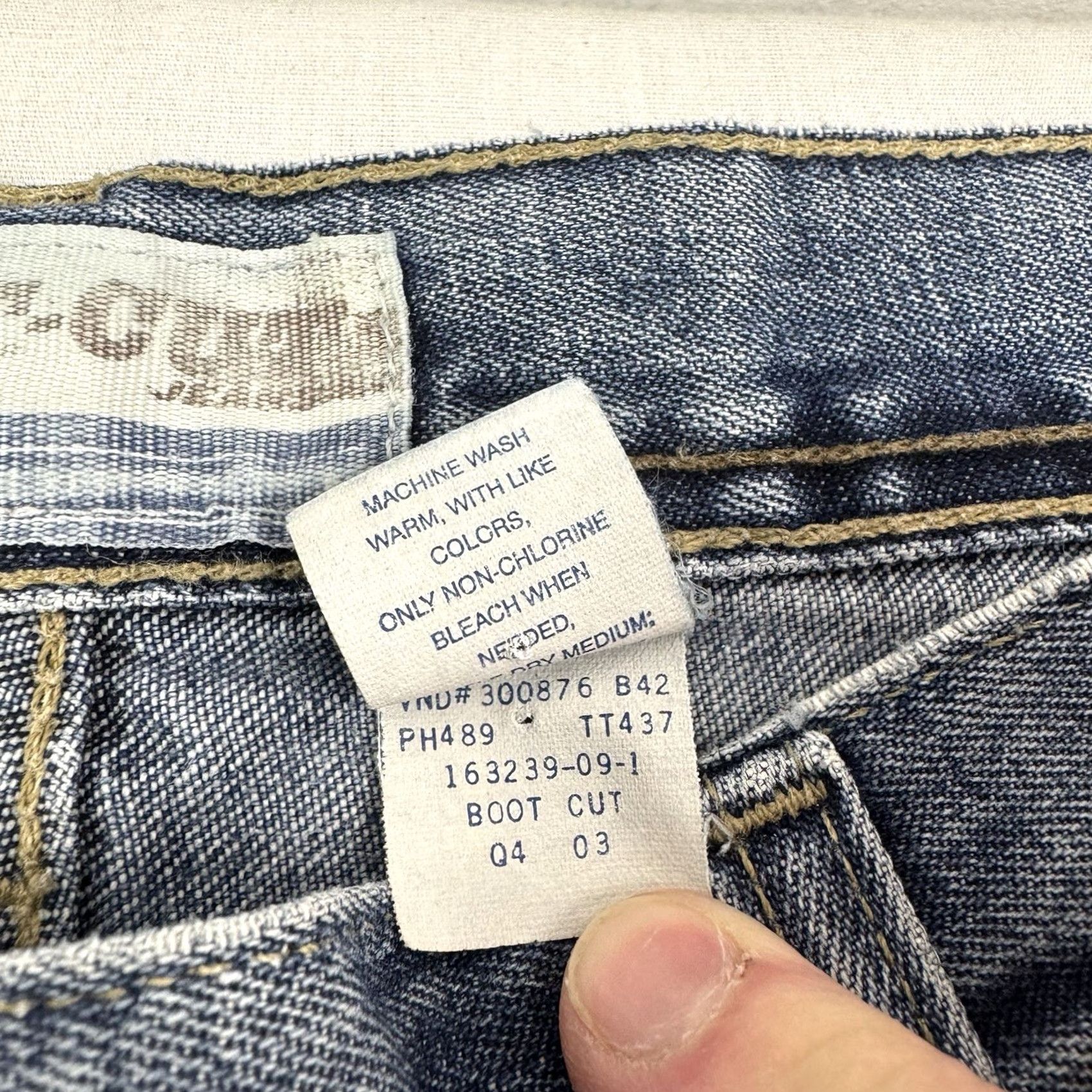 Old Navy VINTAGE Old Navy Jeans Bootcut Men 33 Regular 32 Inseam Blue Punk Y2K Hipster - N/A Size US 33 - 7 Thumbnail