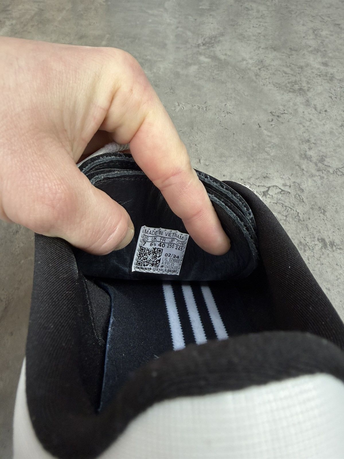 Adidas Bad Bunny x Adidas Gazelle Indoor Off White Size US 7 Size US 7 / EU 40 - 11 Thumbnail