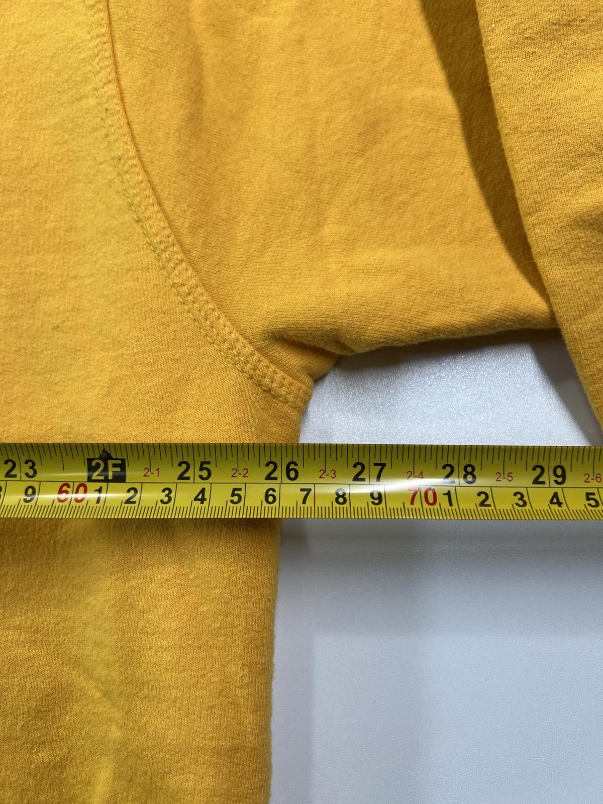 Champion Champion Authentic Yellow Crewneck Sweatshirt 2XL Size US XXL / EU 58 / 5 - 6 Thumbnail