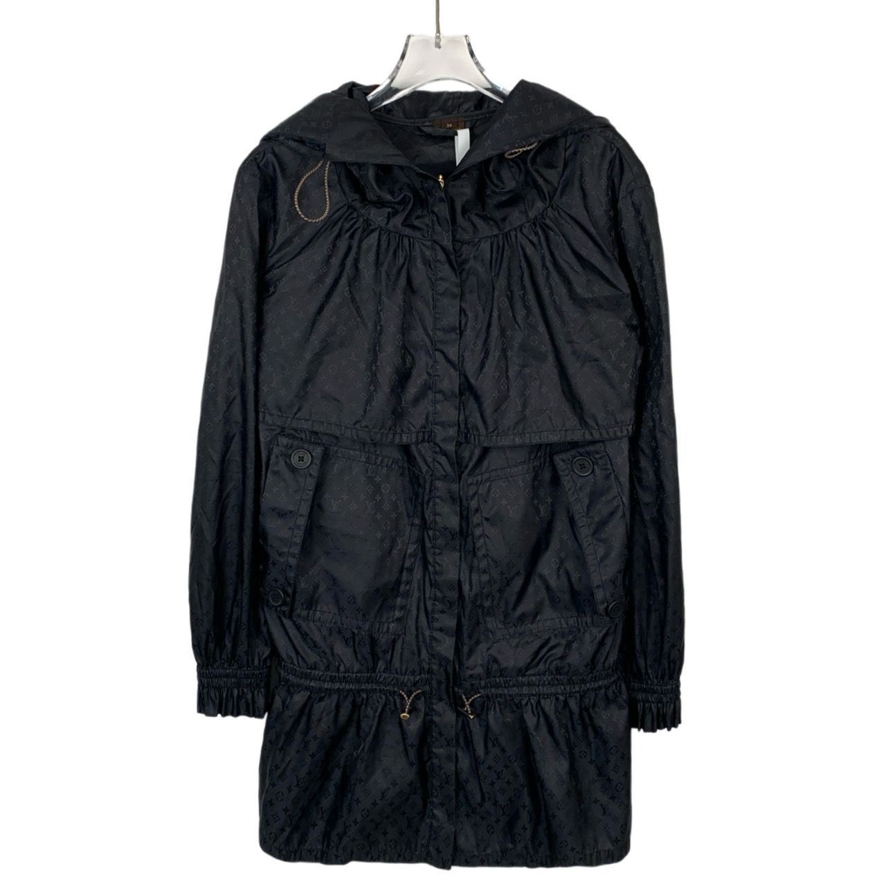 Louis Vuitton Louis Vuitton Black Monogram Full Print Sun-Protective Zippe Size XXS / US 00 / IT 34 - 1 Thumbnail