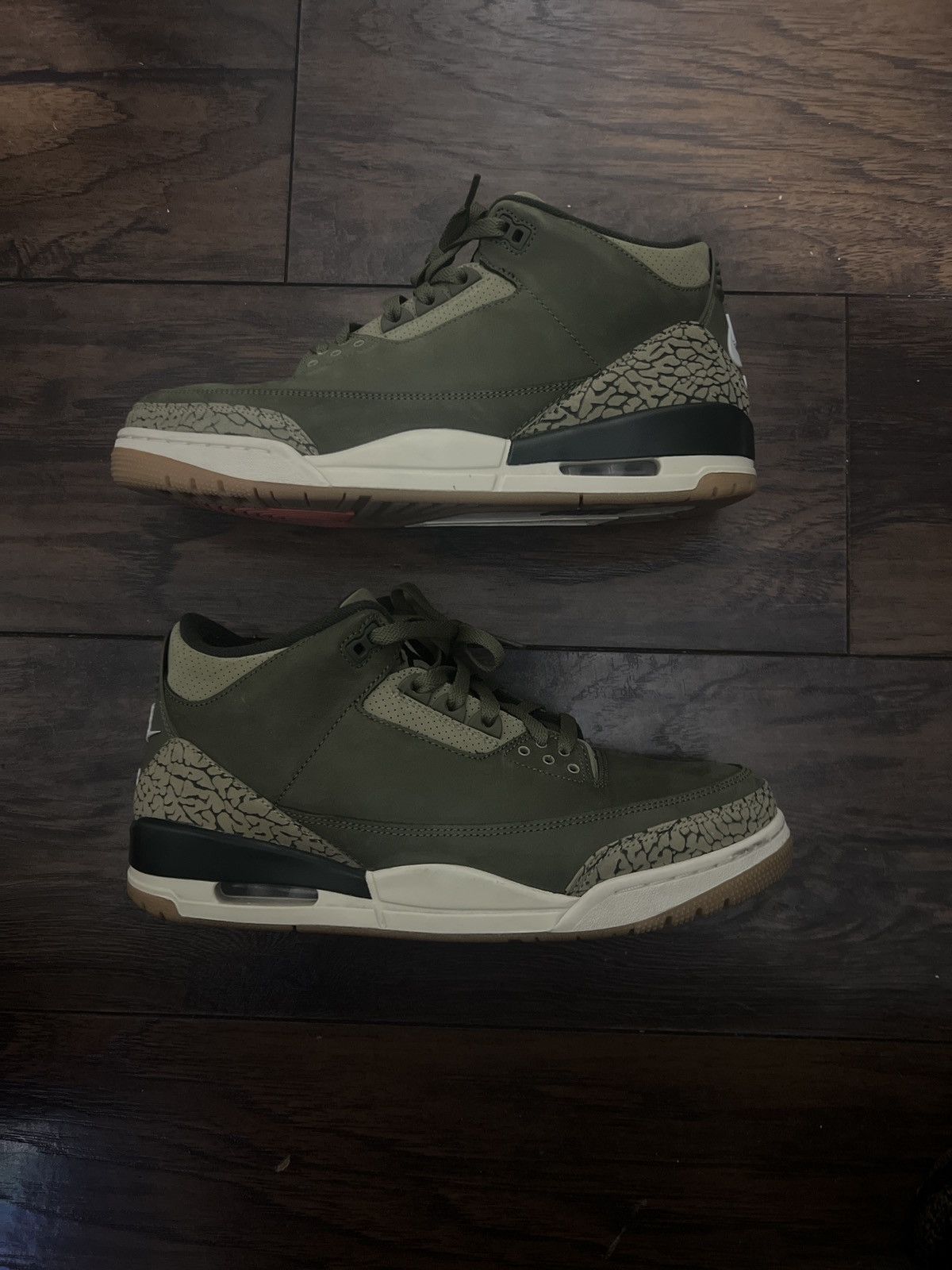 Jordan Brand Jordan 3 “family affair” Size US 11 / EU 44 - 5 Thumbnail