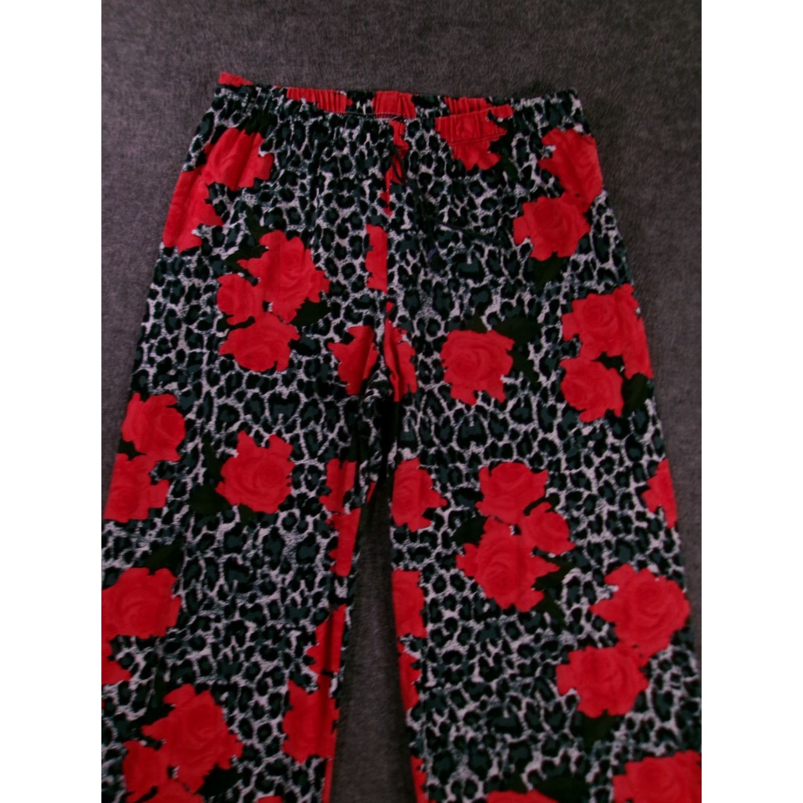 Vintage Bobbie Brooks Sleep Pants Womens 2XL Red Rose Leopard Print Elastic Waist Lounge Pajama Pants Lounge Womens 2XL Red Rose Leopard Print Elastic Waist Size 40" / US 18 - 2 Thumbnail