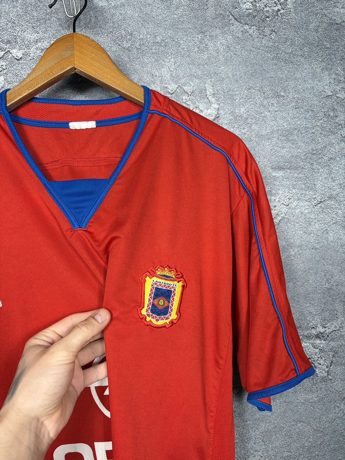 Vintage Vintage Lanzarote 2005/06 Home Football T-shirt Size US XL / EU 56 / 4 - 8 Thumbnail