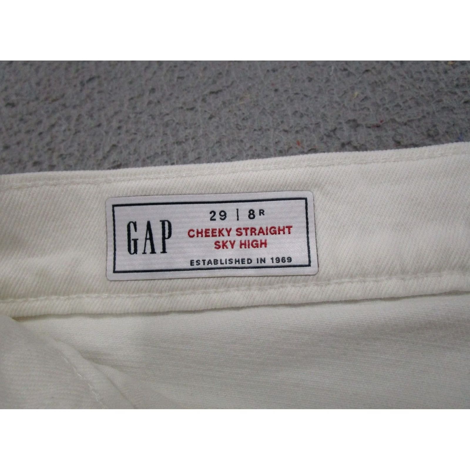 Gap VINTAGE Gap Jeans White Denim Straight 8R 29 Distressed 5-Pocket Women Size 30" / US 8 / IT 44 - 5 Thumbnail