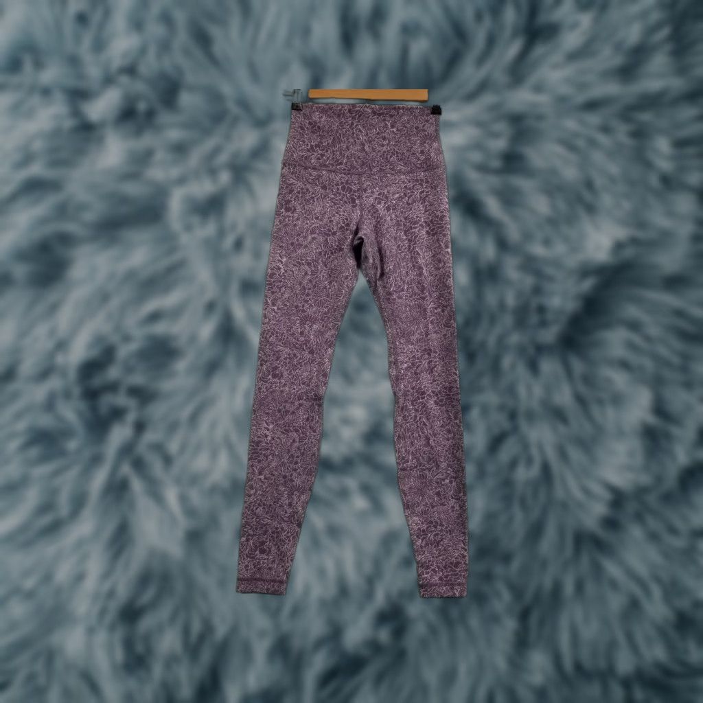 Lululemon VINTAGE Lululemon Wunder Under Leggings Size 4 Floral Women Athletic Ankle Skinny Pockets Breathable Quick Dry Stretch Regular Size 27" / US 4 / IT 40 - 1 Thumbnail