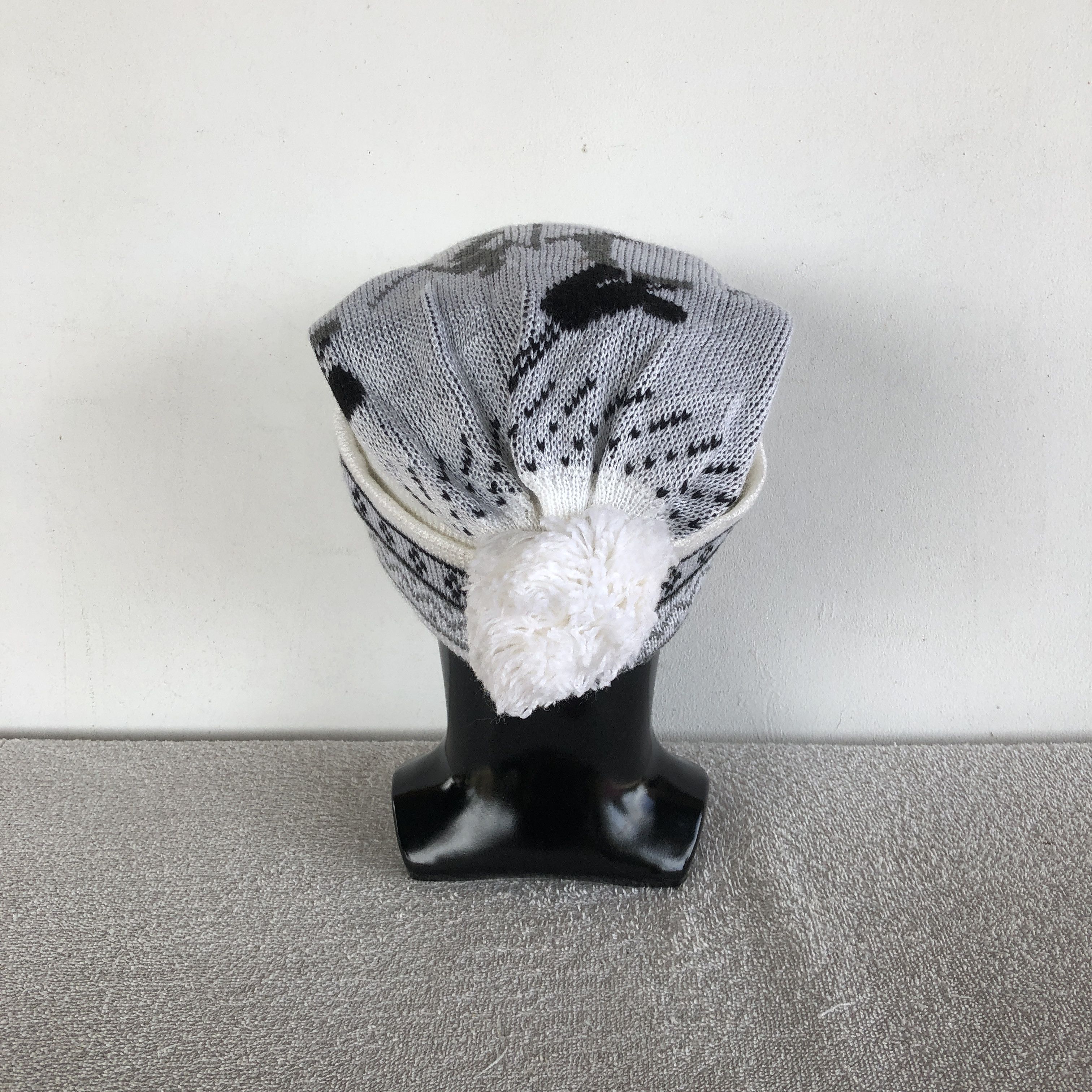 Japanese Brand Vintage 90s Ski Beanie Cable Knit Pom Pom Snow Caps Hats Size ONE SIZE - 5 Thumbnail