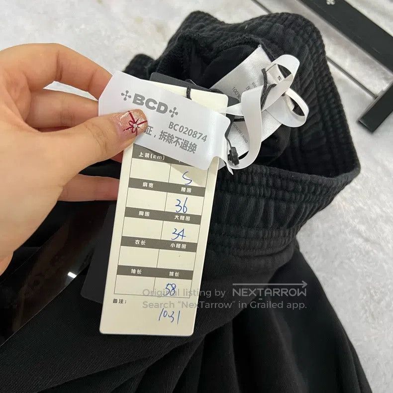 Givenchy Givenchy SizeS Black Logo Printed Shorts (Size S) Size US 29 - 5 Thumbnail