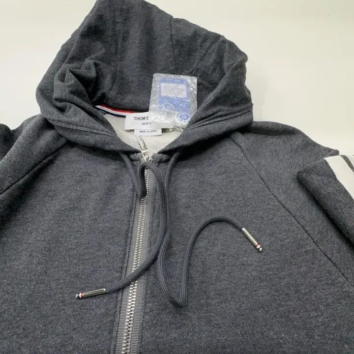 Thom Browne Thom Browne Classic Gray Zippered Hoodie for Men -2507 Size US M / EU 48-50 / 2 - 5 Thumbnail