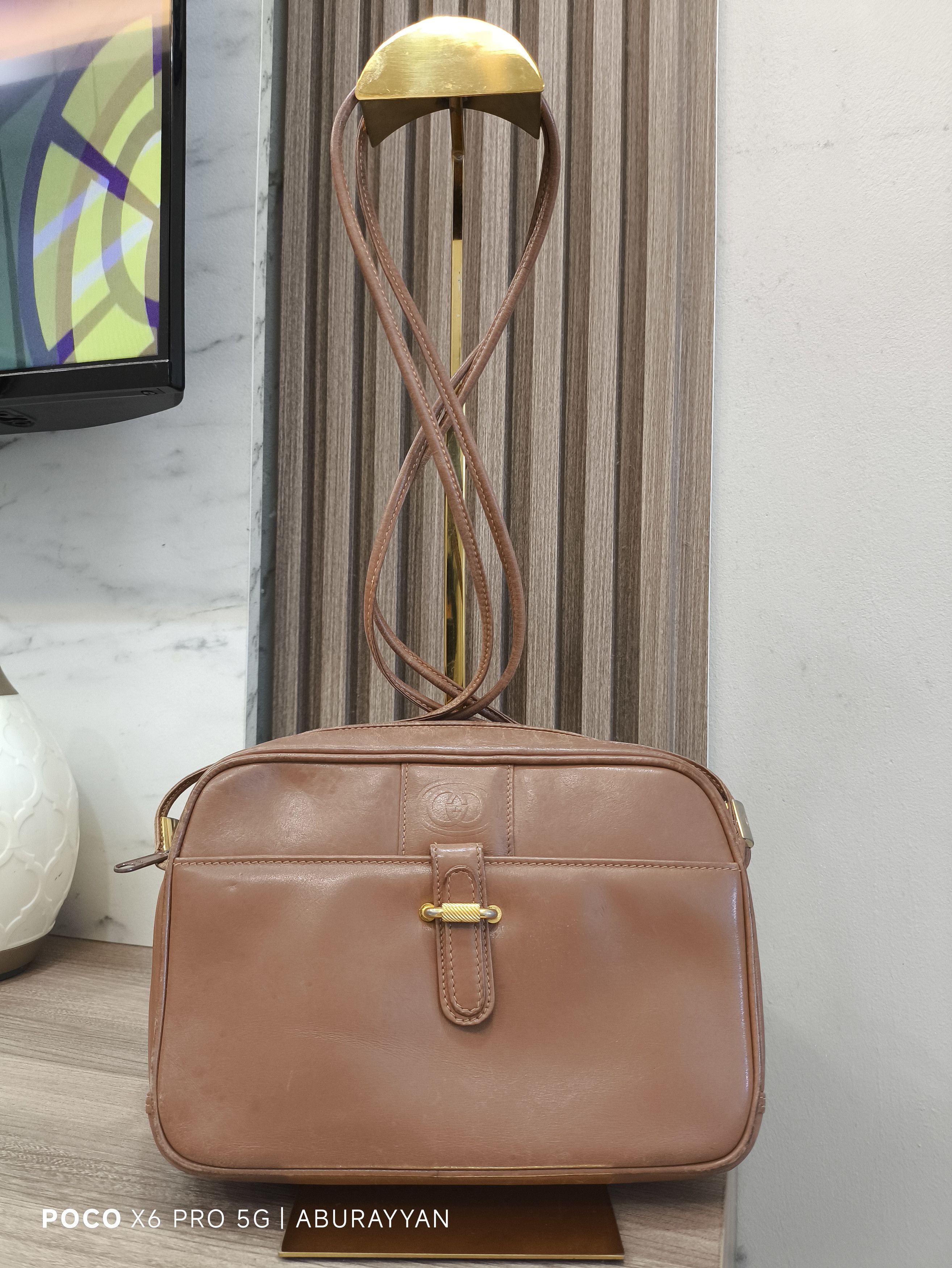 Gucci Gucci Fully Leather Brown Vintage Crossbody Bag Size ONE SIZE - 1 Thumbnail