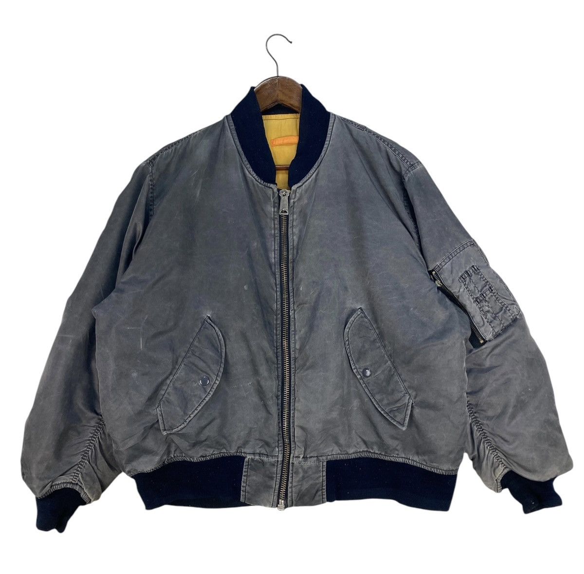 Army Of Me ⚡️QUICK SALE⚡️Flyer Jacket Intermediate MA-1 Sunfaded Size US L / EU 52-54 / 3 - 1 Thumbnail
