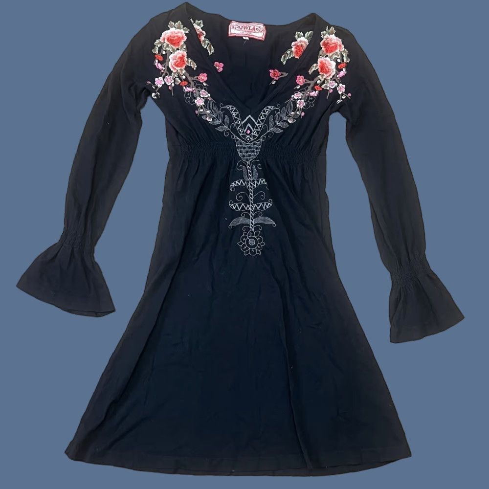 Johnny Was Johnny Was LA JWLA Black Embroidered Floral Midi Dress S Floral Pattern Bohemian Rocker A-Line Long Sleeve Embroidered Cuffs Womens Size S / US 4 / IT 40 - 1 Thumbnail