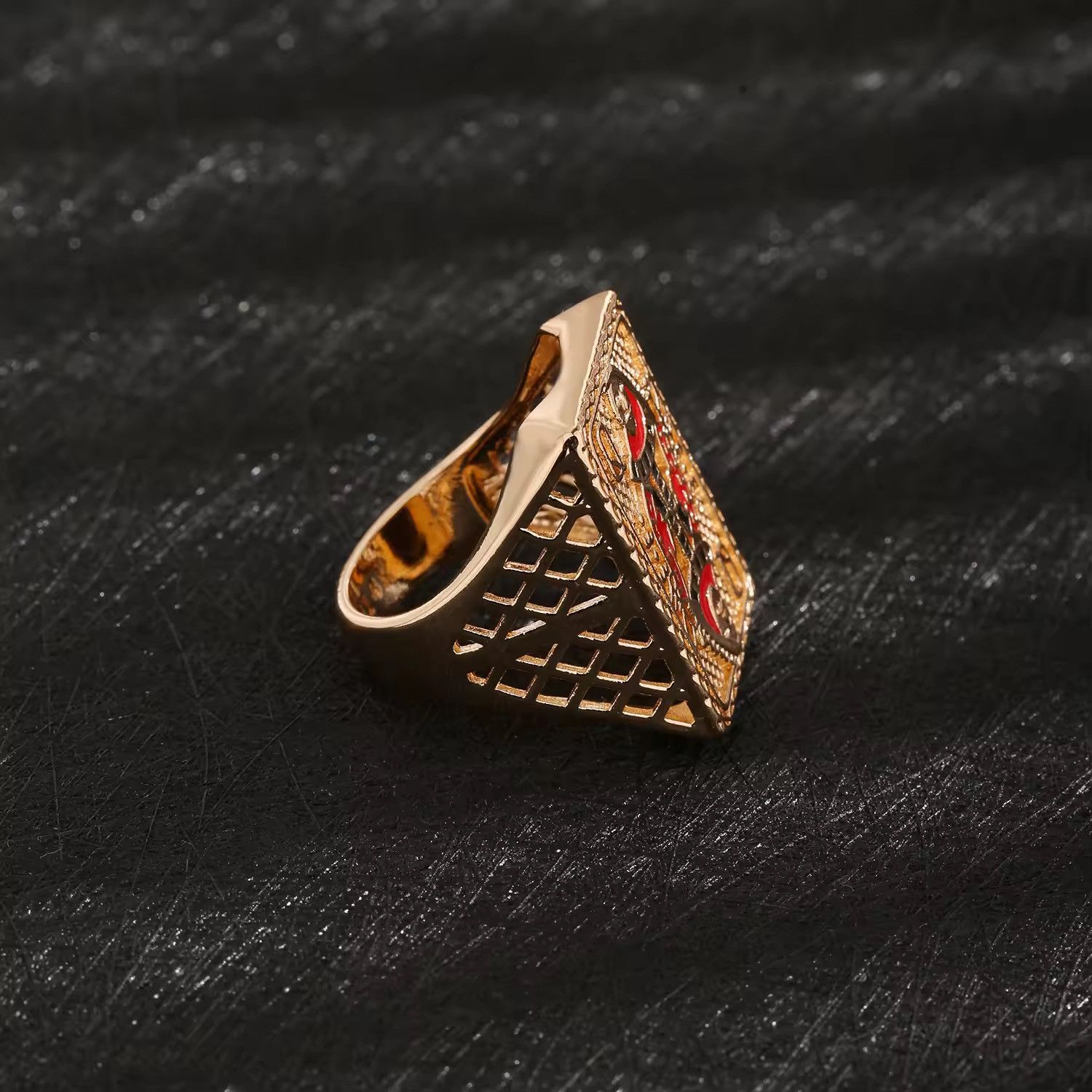 Jewelry brass gambling theme ring (size 8-10) Size ONE SIZE - 3 Thumbnail