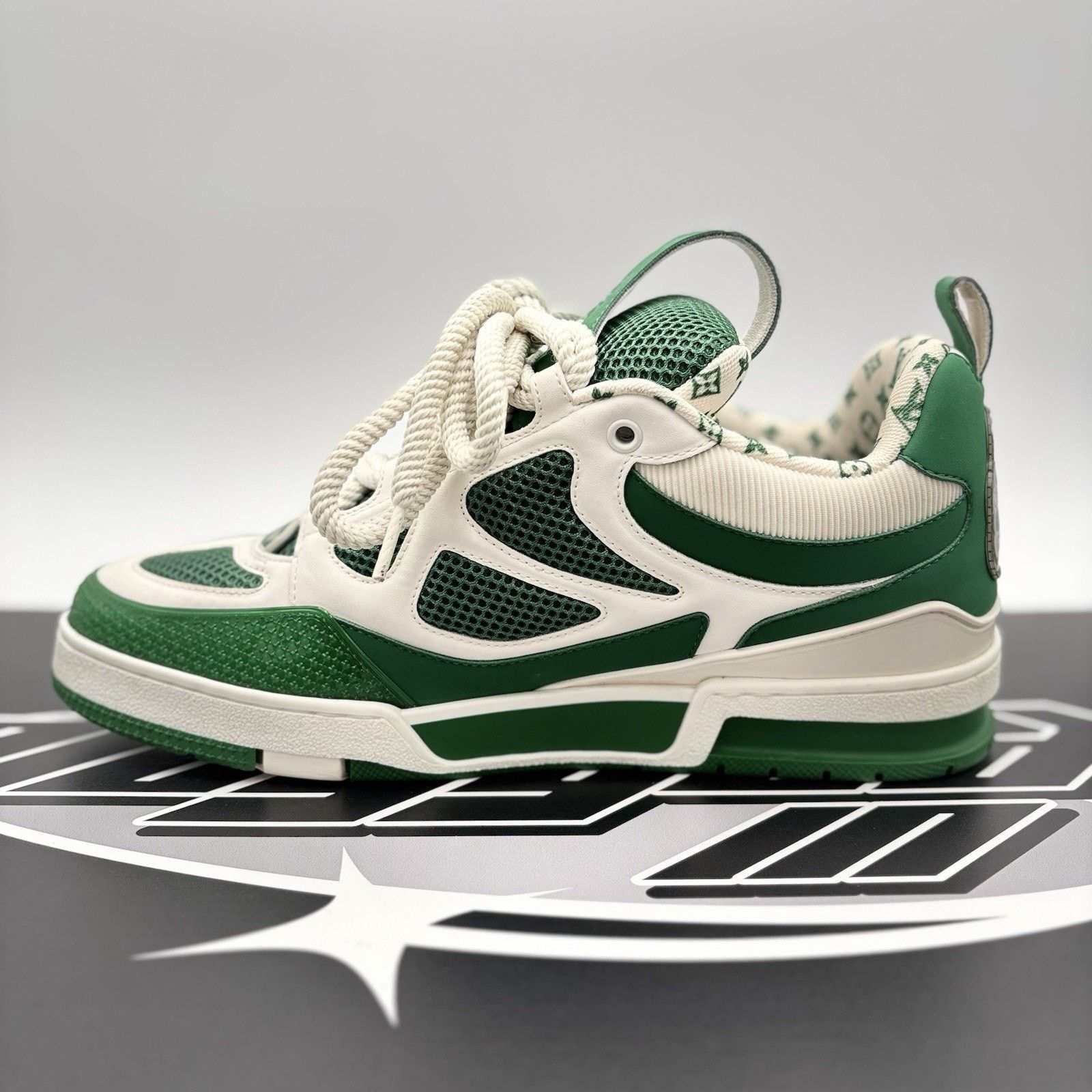 Louis Vuitton Louis Vuitton Skate ' Green, White ' | GREAT CONDITION! Size US 10.5 / EU 43-44 - 4 Thumbnail