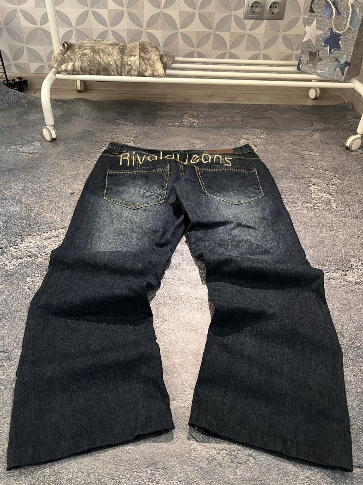 Japanese Brand Japanese Denim Shredded Draped Jean — Number Nine Style Size US 36 / EU 52 - 1 Thumbnail
