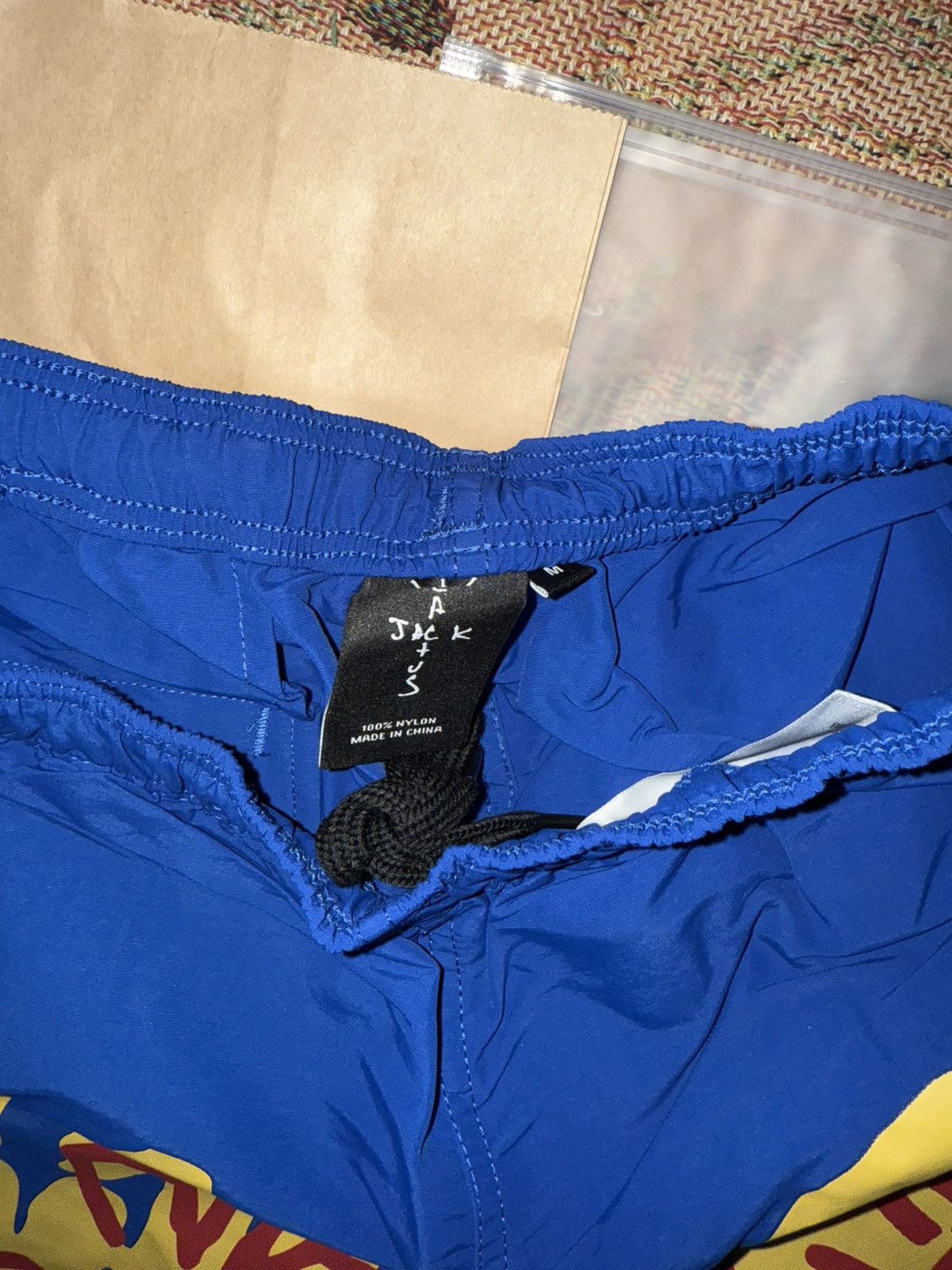 Travis Scott Travis Scott Cactus jack Mcdonald’s ILLUSTRATION SHORTS M Size US 32 / EU 48 - 6 Thumbnail