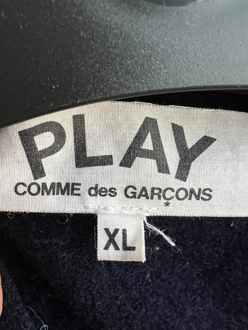 Comme des Garcons Comme Des Garcons Navy Classic V-Neck Size S / US 4 / IT 40 - 2 Thumbnail