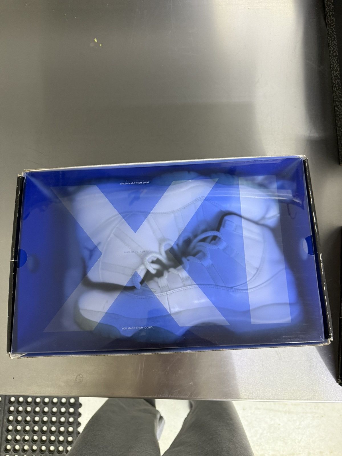 Jordan Brand Jordan 11 legend blue Size US 11 / EU 44 - 2 Thumbnail