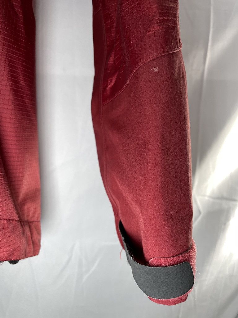 Arc'teryx ARCTERYX Theta AR 2003 Sangria Red Vintage Gore Tex Jacket Size US S / EU 44-46 / 1 - 8 Thumbnail