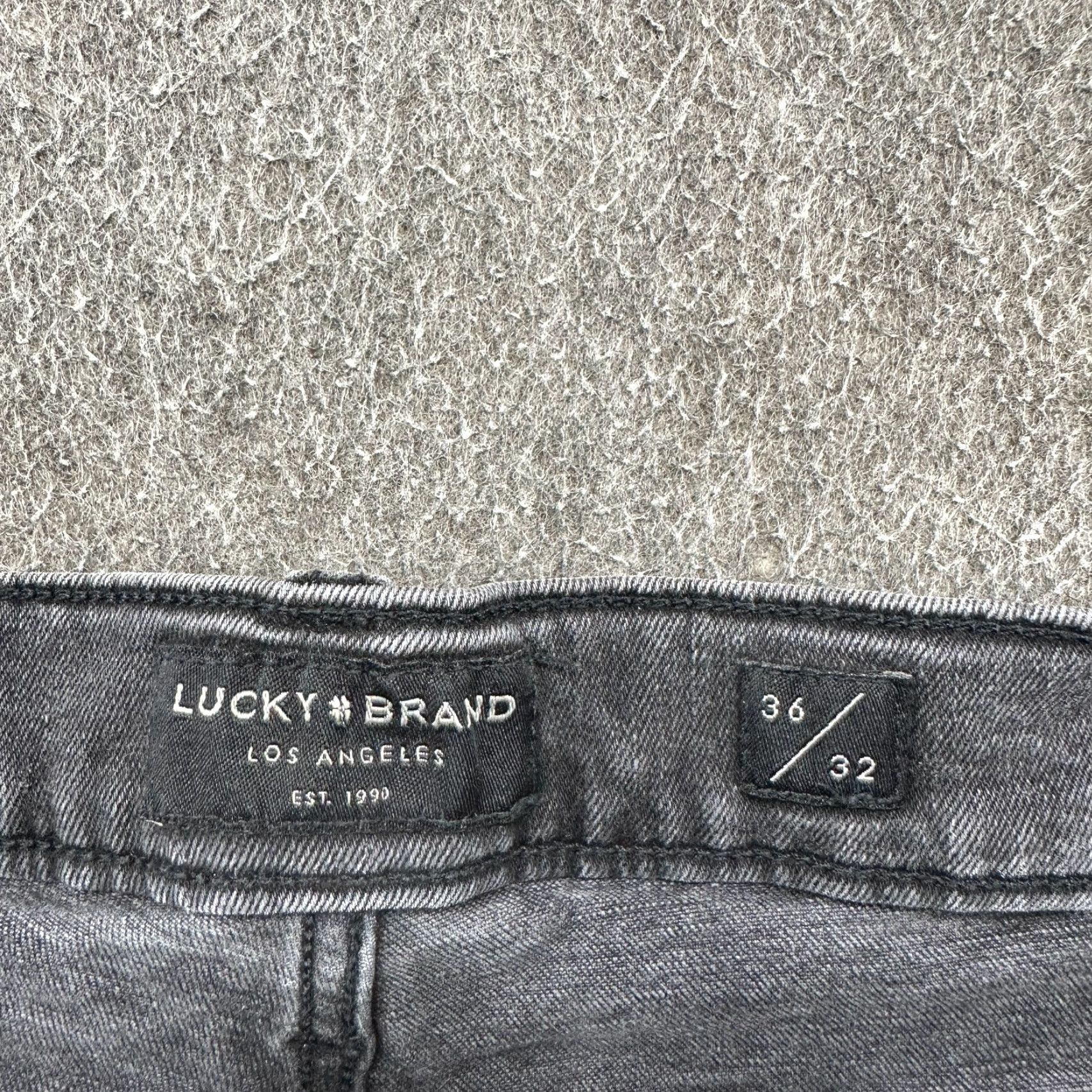 Lucky Brand Lucky Brand 121 Jeans Men 36x32 Black Heritage Slim Straight Denim 5-Pocket Slim Fit Medium Wash Regular Size Black Mens Hands: Button Closure? Size US 36 / EU 52 - 3 Thumbnail