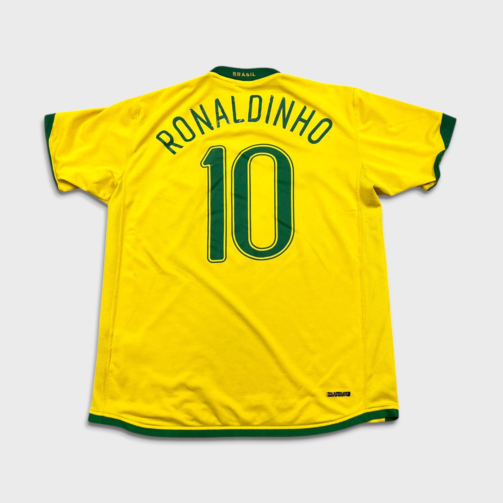 VTG 2006 Nike Ronaldinho Brazil Soccer Jersey Large FIFA Cup, image size:1600x1600