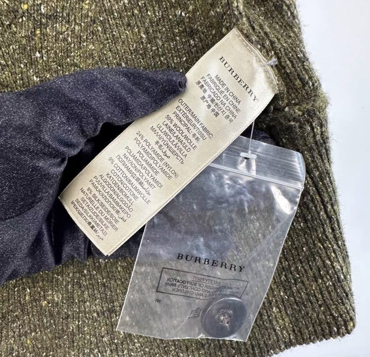 Burberry Burberry Wool Single-breasted Short Knit Jacket J42 Size M / US 6-8 / IT 42-44 - 5 Thumbnail
