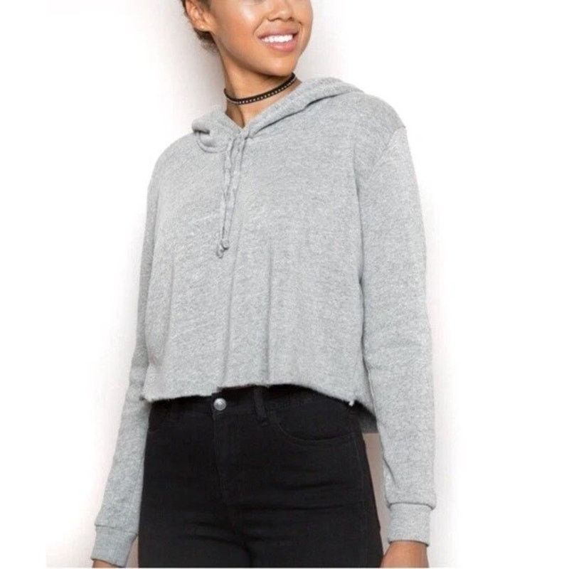 Brandy Melville Brandy Melville Made in Italy Cropped Lennon Hoodie OS Size ONE SIZE - 1 Thumbnail
