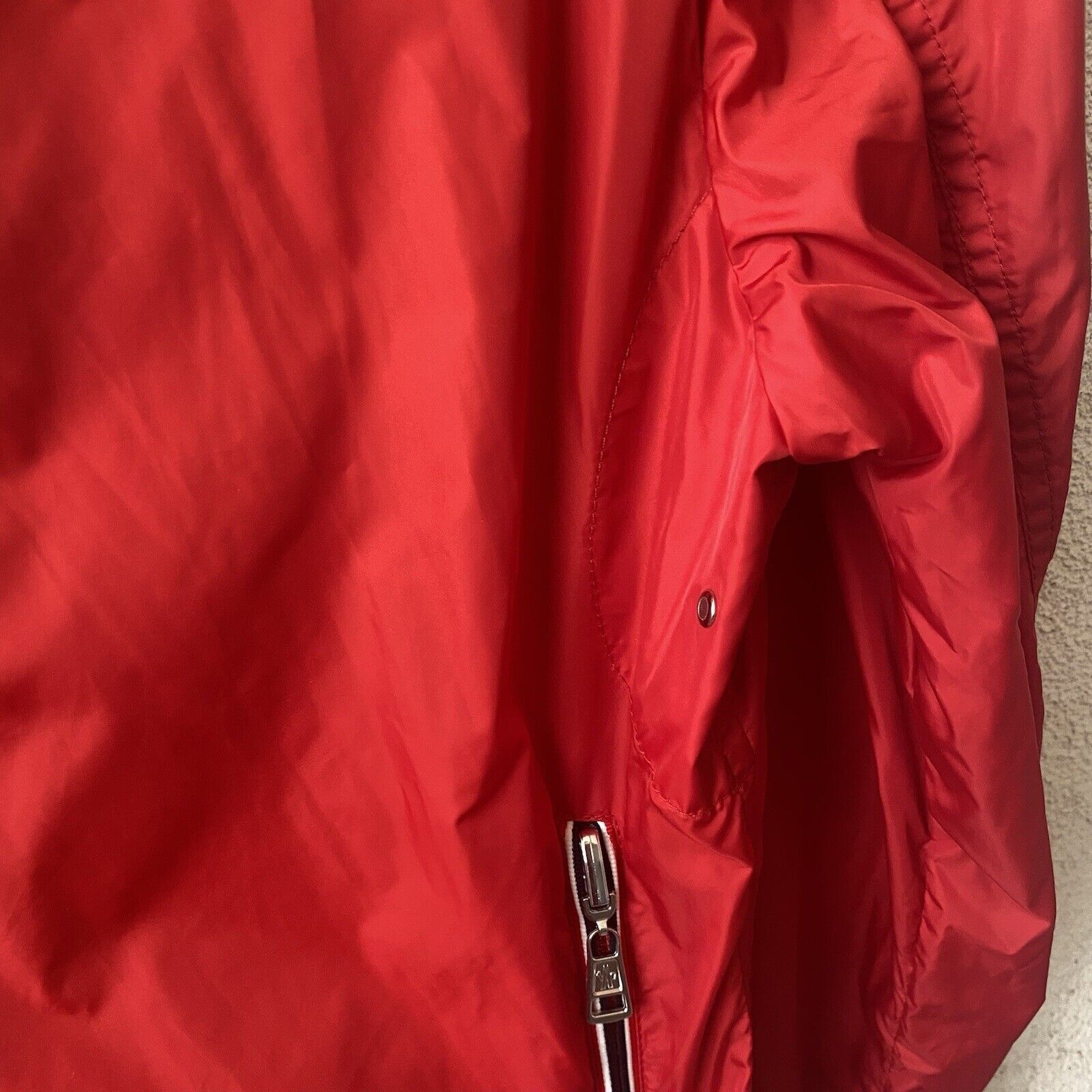 Moncler MONCLER Men’s Jacket Red Urville Giubutto Nylon Windbreaker Size US M / EU 48-50 / 2 - 8 Thumbnail