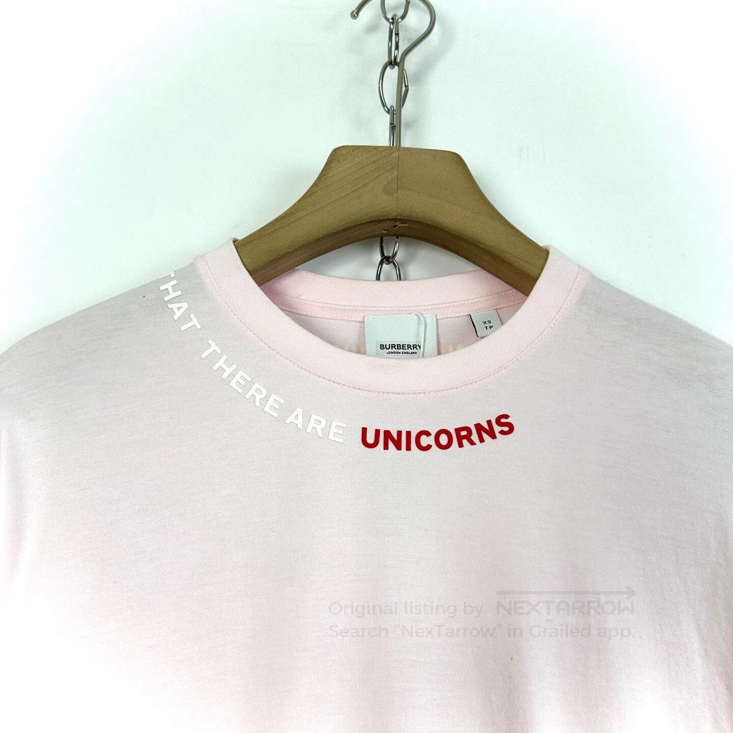 Burberry Burberry Neck Logo Print Pink T-Shirt. Size XS / US 0-2 / IT 36-38 - 3 Thumbnail