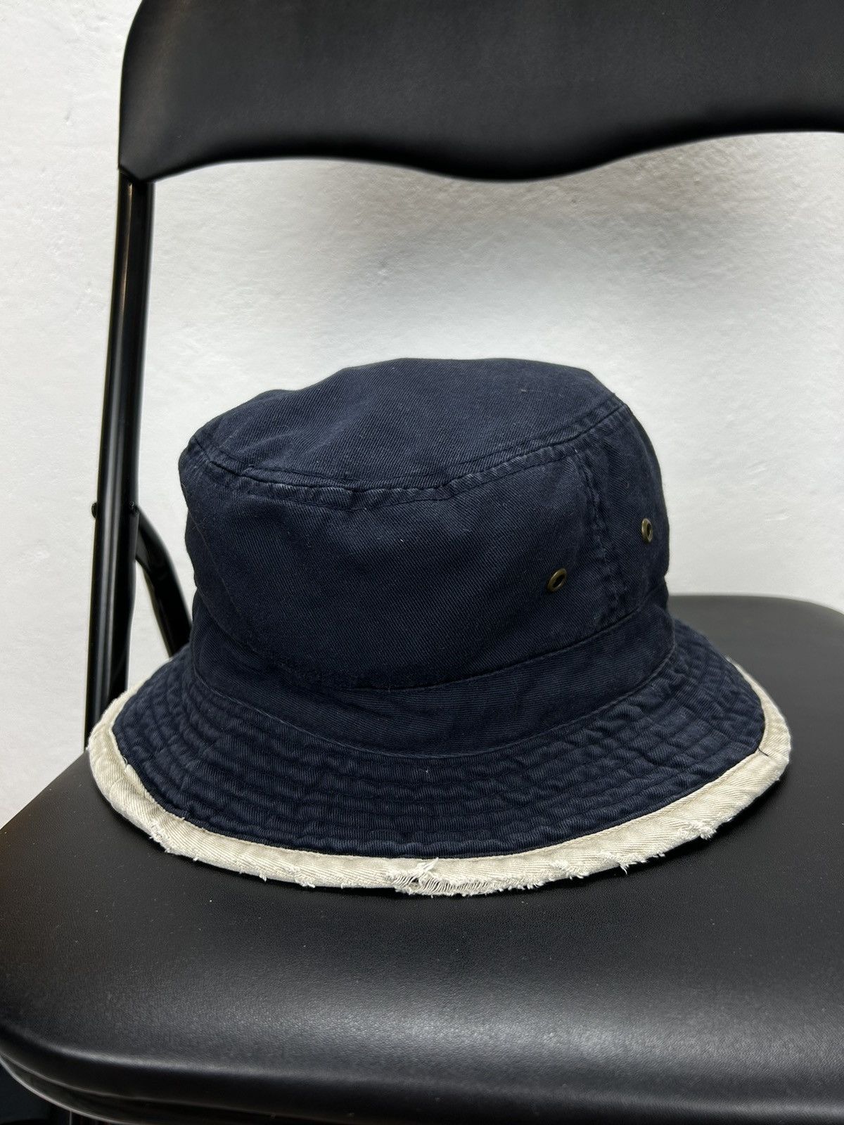 New York Yankees × Vintage New York Yankees Vintage Bucket Hat Size ONE SIZE - 4 Thumbnail