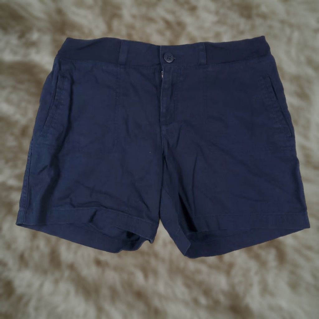 Tommy Hilfiger VINTAGE Tommy Hilfiger Shorts Women's Size Large Blue Casual Flat Front Chino Size 32" / US 10 / IT 46 - 1 Thumbnail