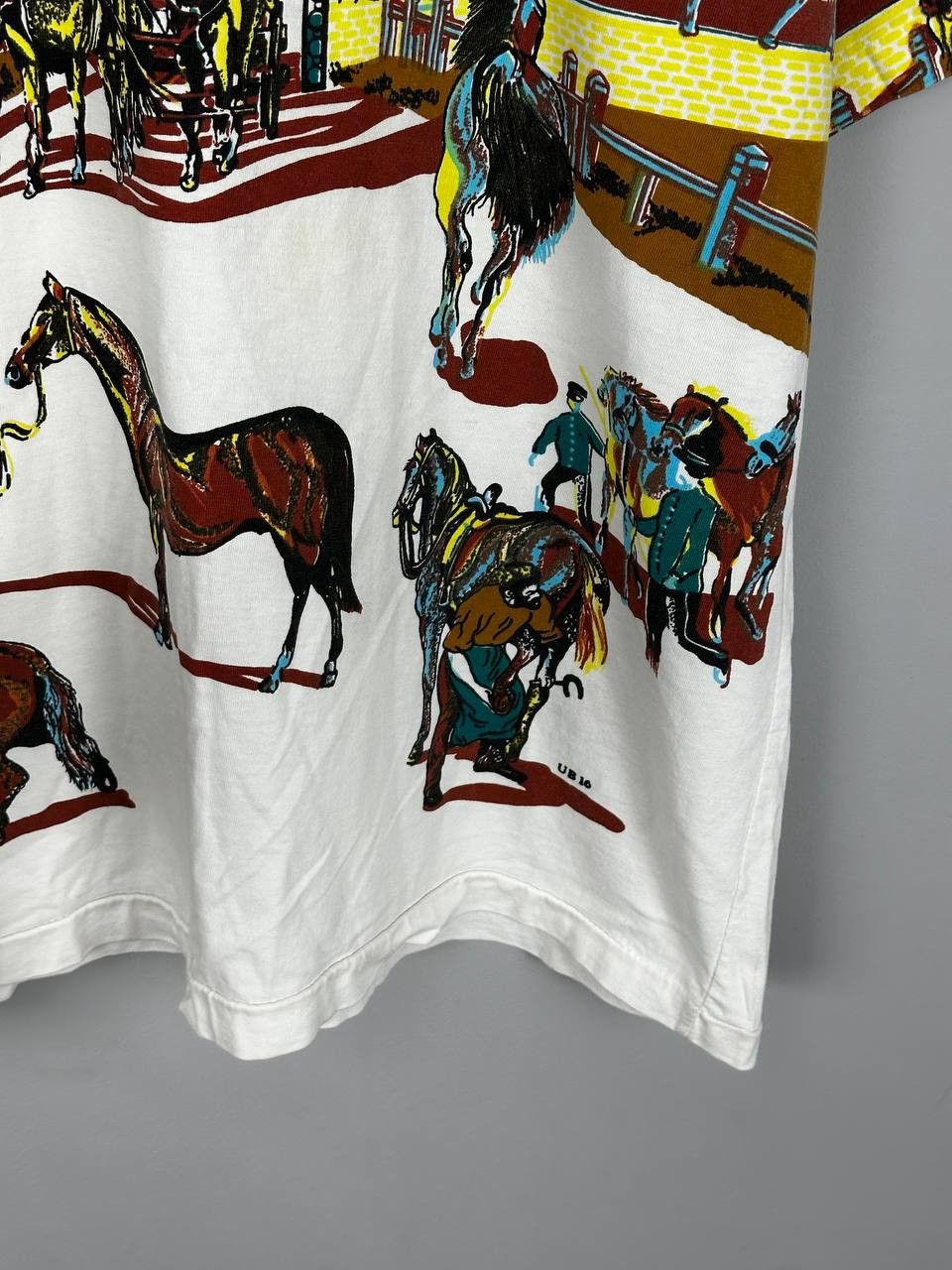 Vintage 90s Vintage Western AOP Singe Stitch T Shirt Boxy Fit Size US L / EU 52-54 / 3 - 5 Thumbnail