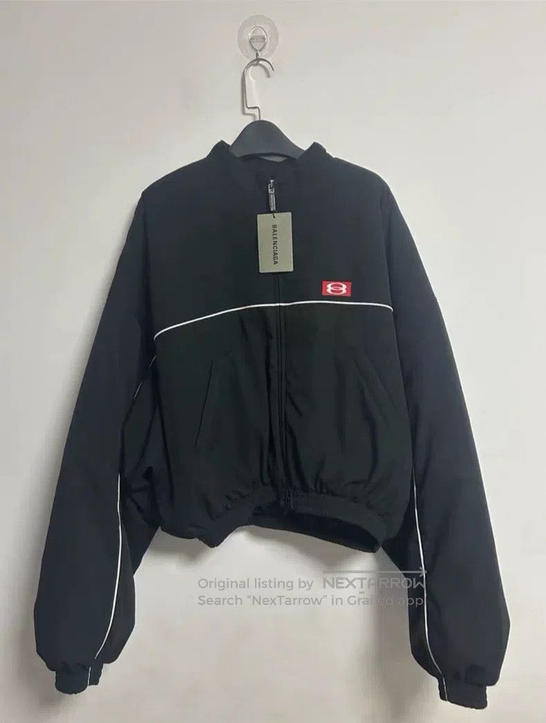 Balenciaga Balenciaga Embroidered Logo Puffer Jacket Size US S / EU 44-46 / 1 - 1 Thumbnail