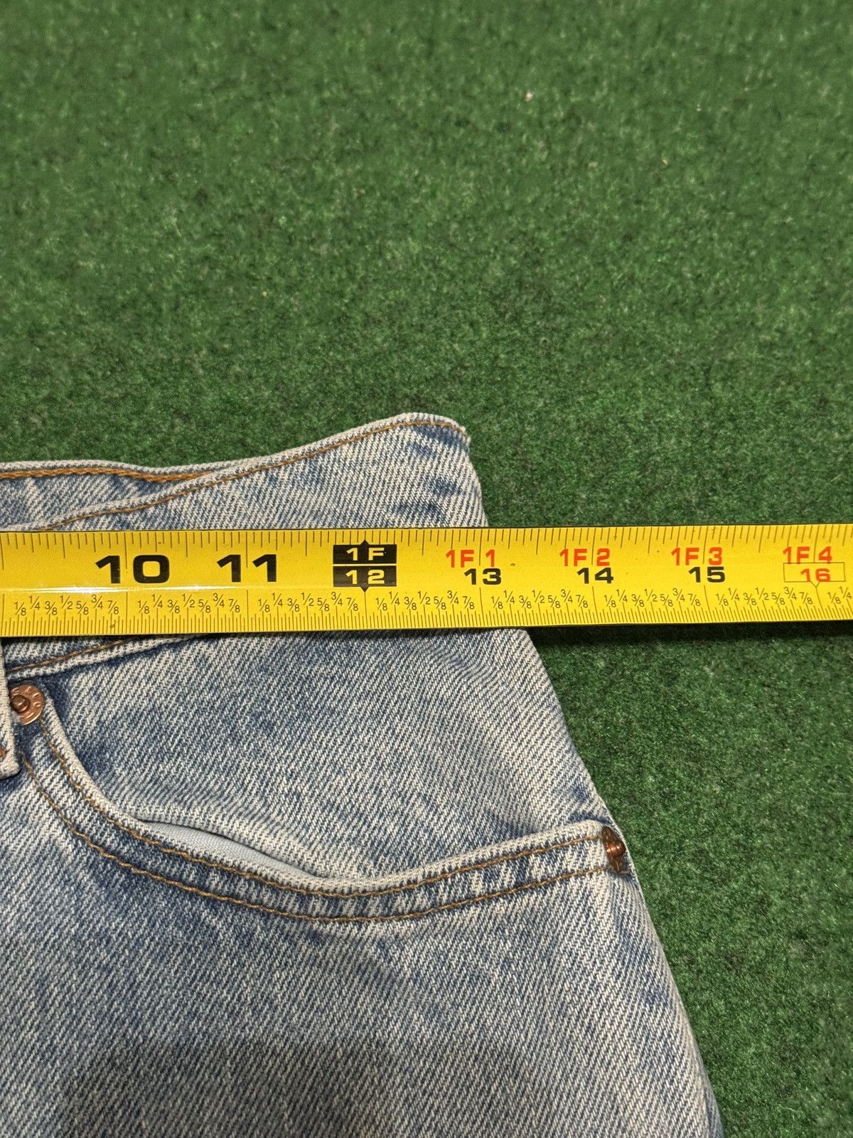 Levi's Vintage Clothing Vintage 90s Levi’s 512 Slim Fit 5 26x30 Light Wash Jeans Size 26" / US 2 / IT 38 - 6 Thumbnail