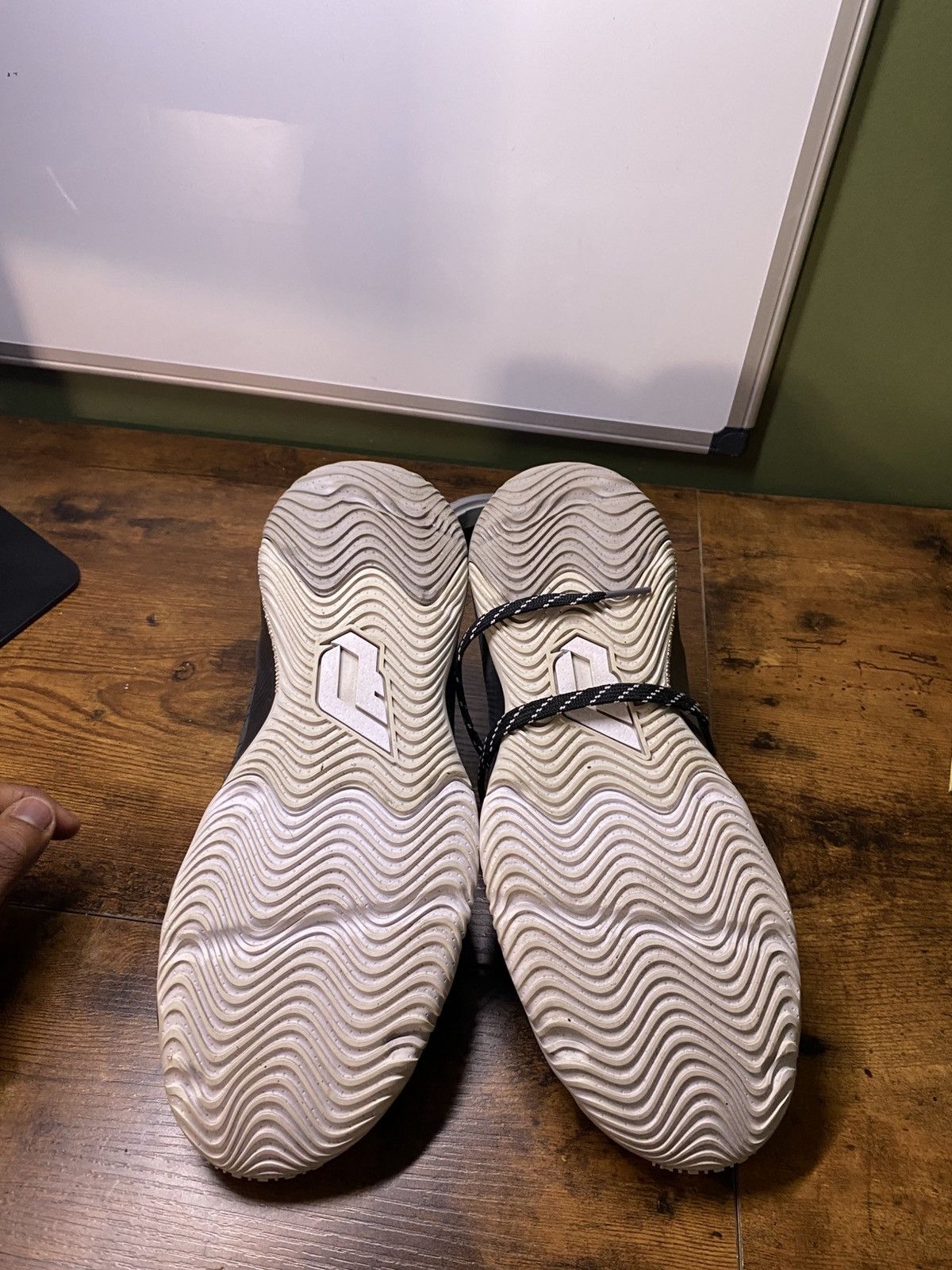 Adidas Adidas Dame 8 Size US 10 / EU 43 - 5 Thumbnail