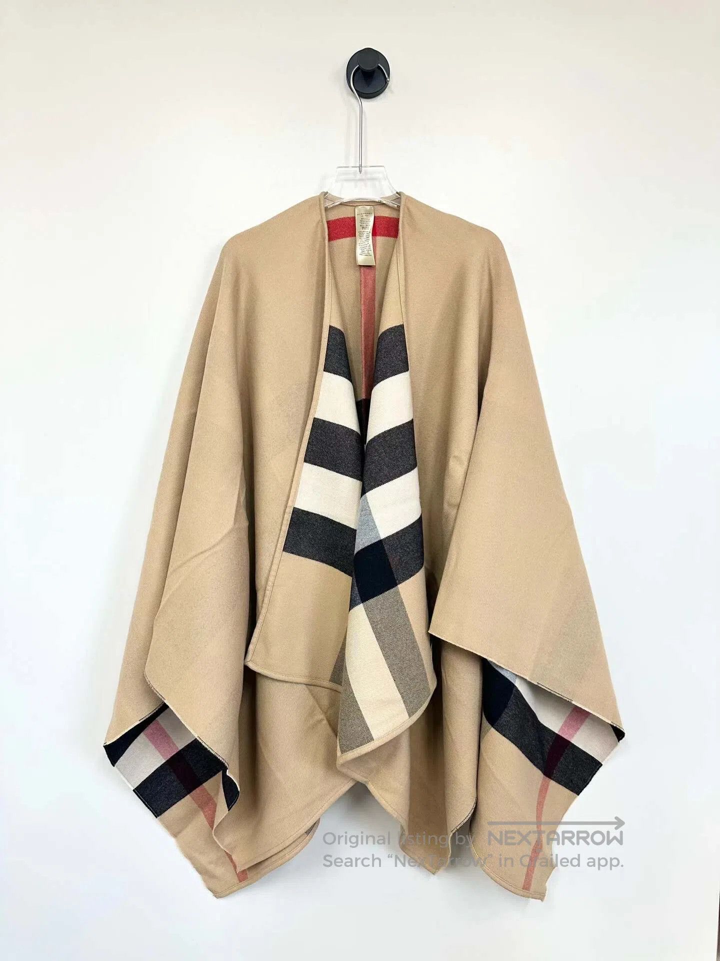 Burberry Burberry size F Khaki Classic Lined Plaid Cloak Shawl| Size XS / US 0-2 / IT 36-38 - 1 Thumbnail