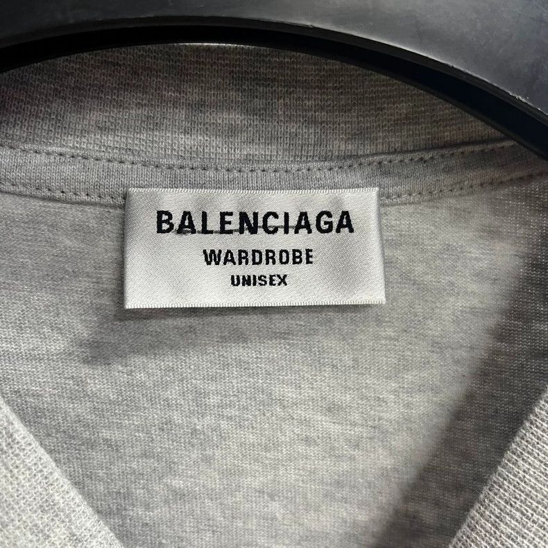 Balenciaga Balenciaga latest gray cola embroidered logo round neck sho Size US M / EU 48-50 / 2 - 2 Thumbnail
