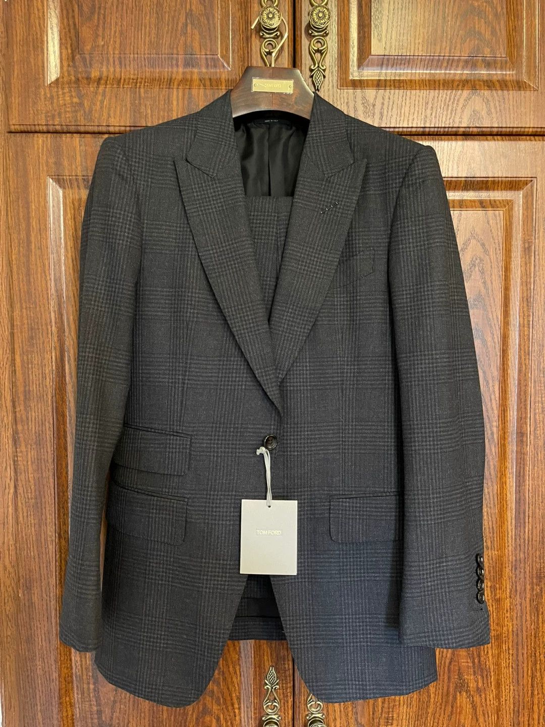 Tom Ford Tom Ford Black Gray Houndstooth Wool Suit 46 New Tags Size 46R - 1 Thumbnail