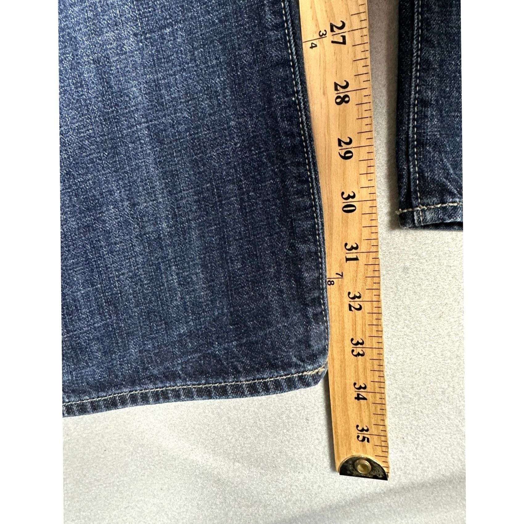 Hugo Boss HUGO BOSS Jeans Jacksons Straight Dark Wash Blue Denim 36x32 Mens Regular 5-Pocket Denim Button Fly Blue Jeans Men Size US 36 / EU 52 - 4 Thumbnail