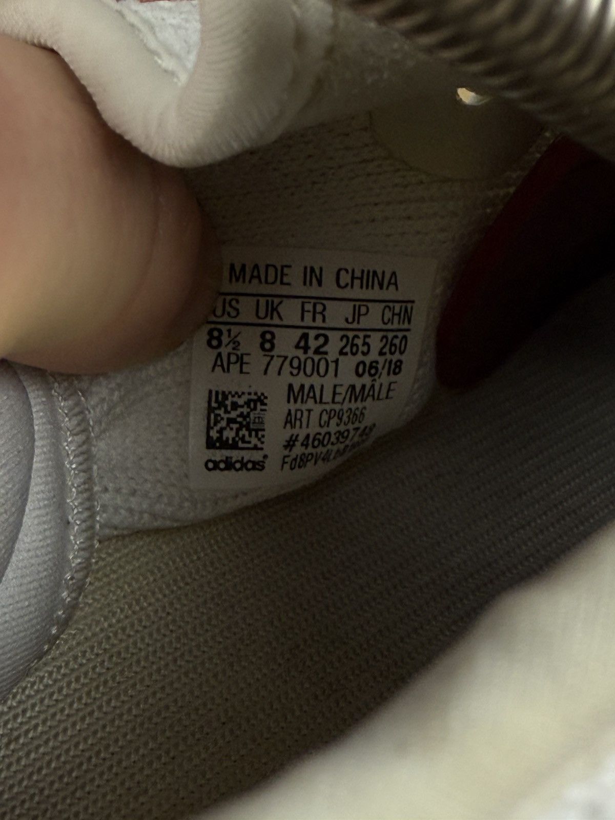 Adidas × Yeezy Yeezy 350 white Size US 8.5 / EU 41-42 - 13 Thumbnail