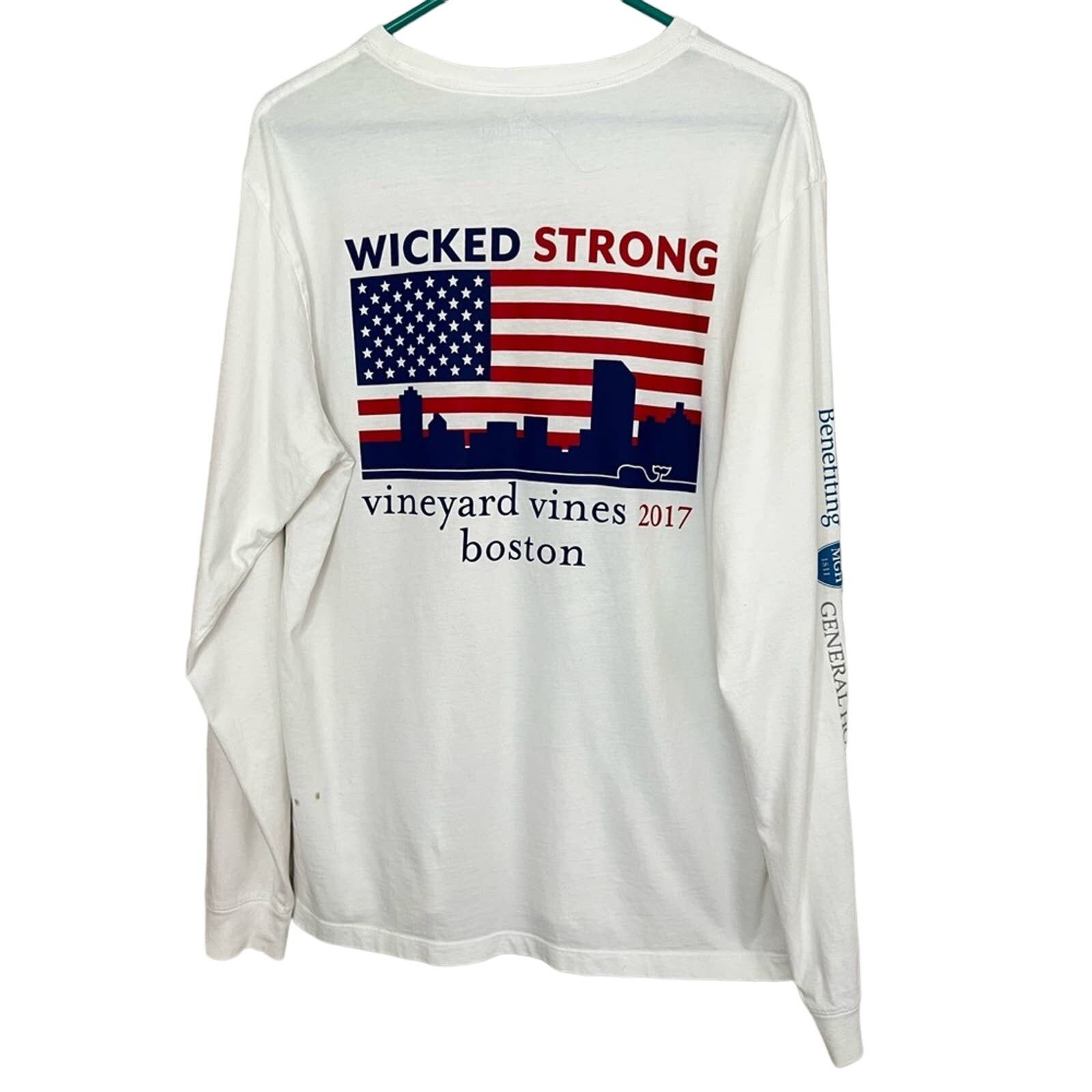 Vineyard Vines Vineyard Vines 2017 Boston Marathon Wicked Strong LONGSLEEVE Size US S / EU 44-46 / 1 - 1 Thumbnail