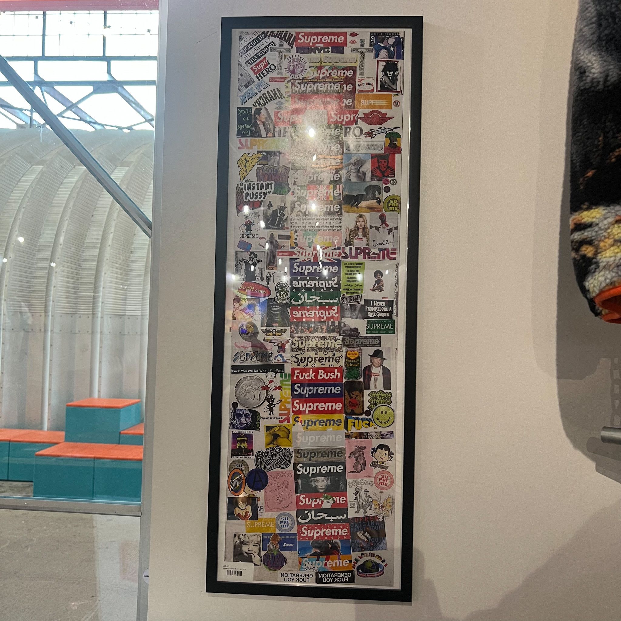 Supreme Supreme Friends & Family Poster Size ONE SIZE - 3 Thumbnail