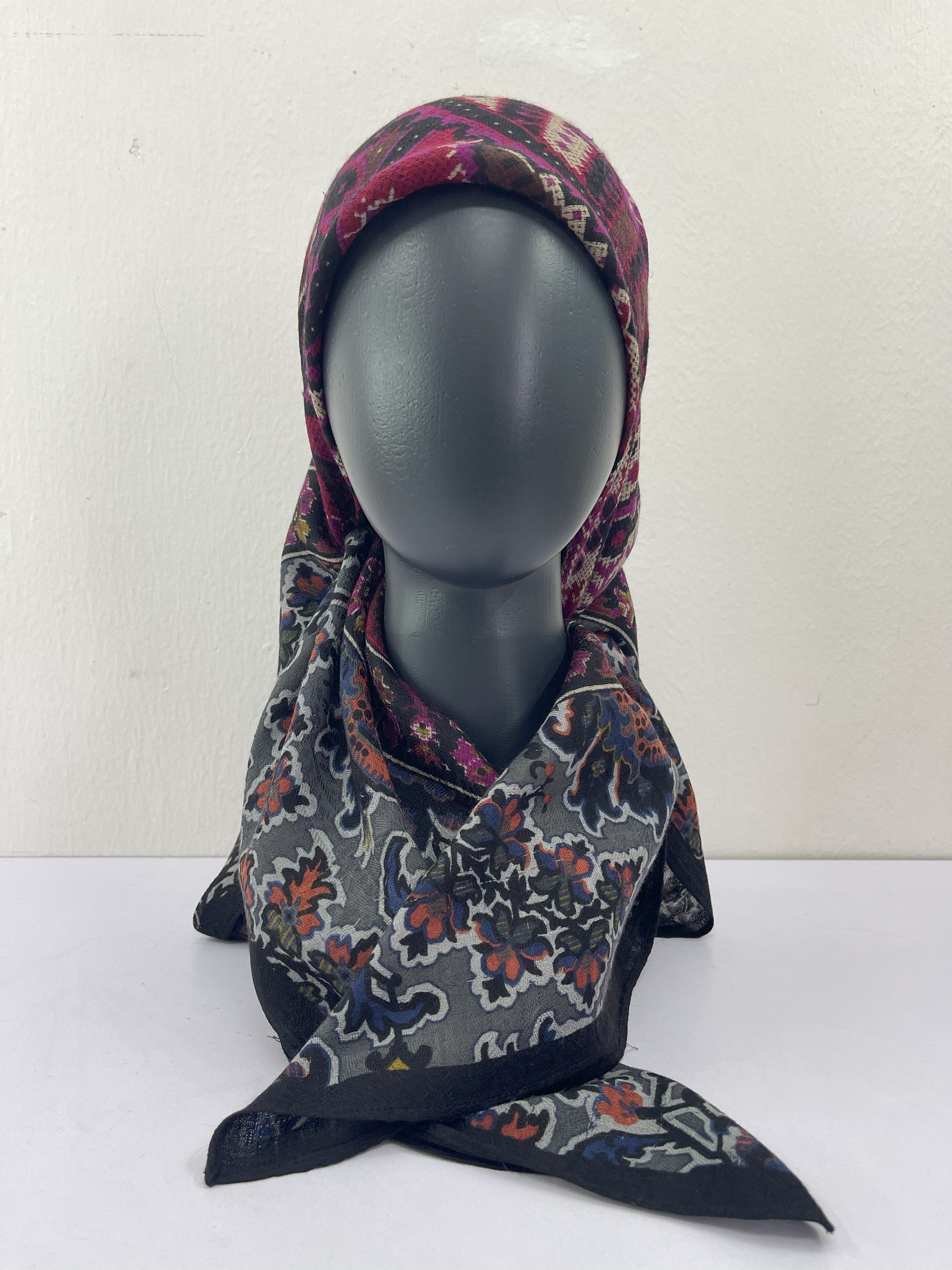Kenzo Vintage Kenzo Wool + Silk Scarf - S7002 Size ONE SIZE - 1 Thumbnail