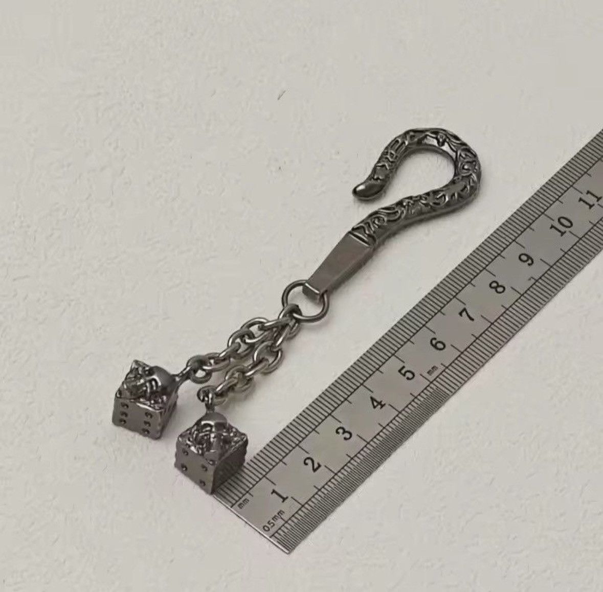 Vintage Retro Skull Dice Black Gun Plated Metal Wallet Chain Size ONE SIZE - 9 Thumbnail