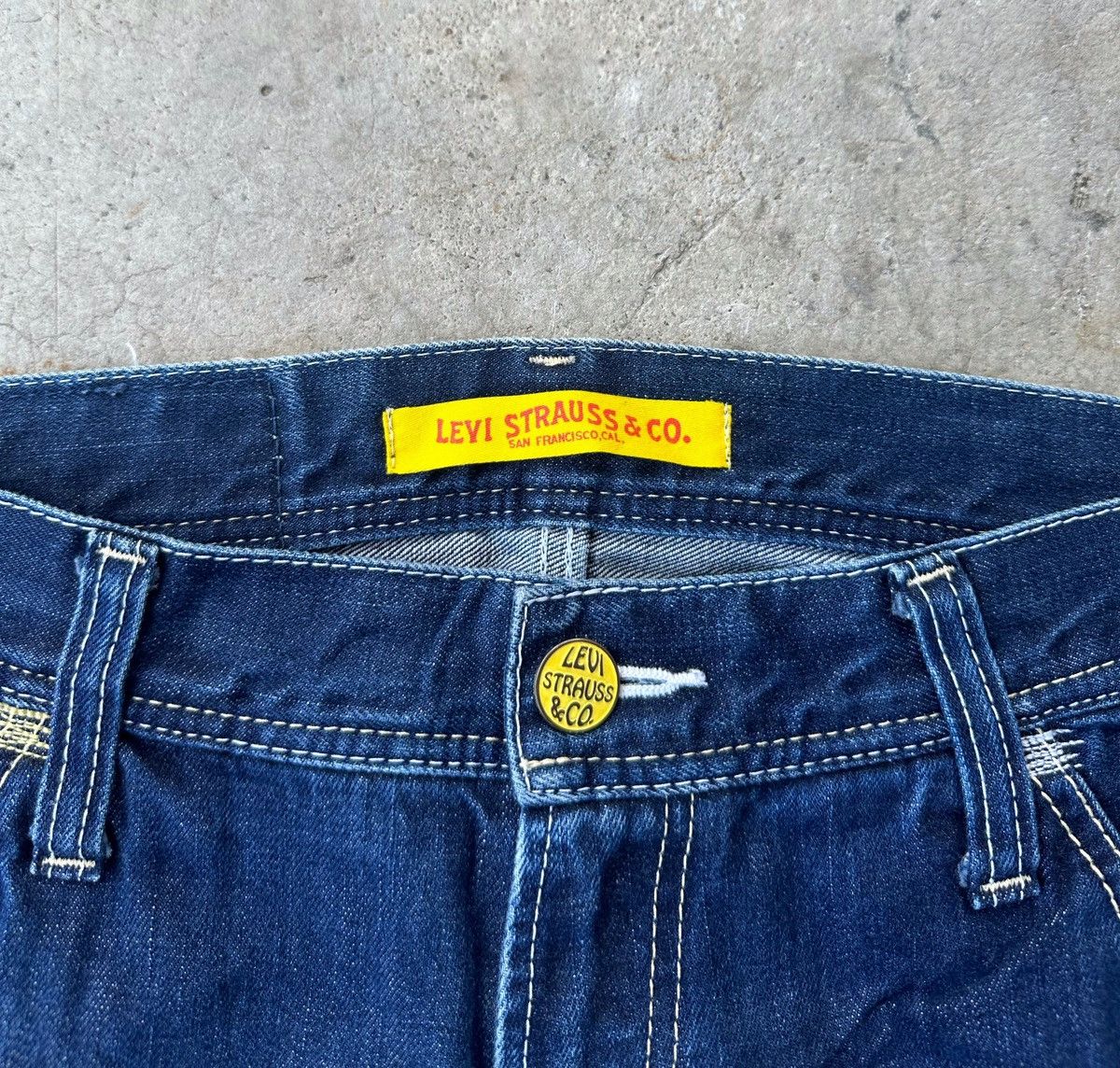Levi's Levi’s blue denim jeans size 30 Size US 30 / EU 46 - 3 Thumbnail