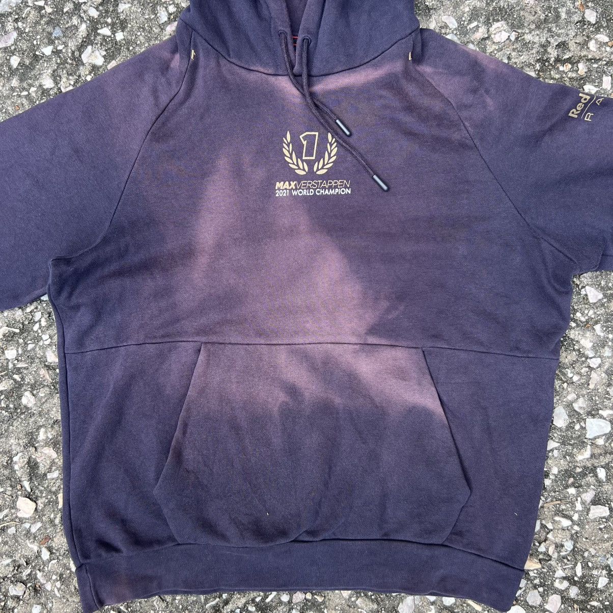 Red Bull “RED BULL” SUN FADED MAXVERSTAPPEN 2021 WORLD CHAMPION Size US L / EU 52-54 / 3 - 5 Thumbnail
