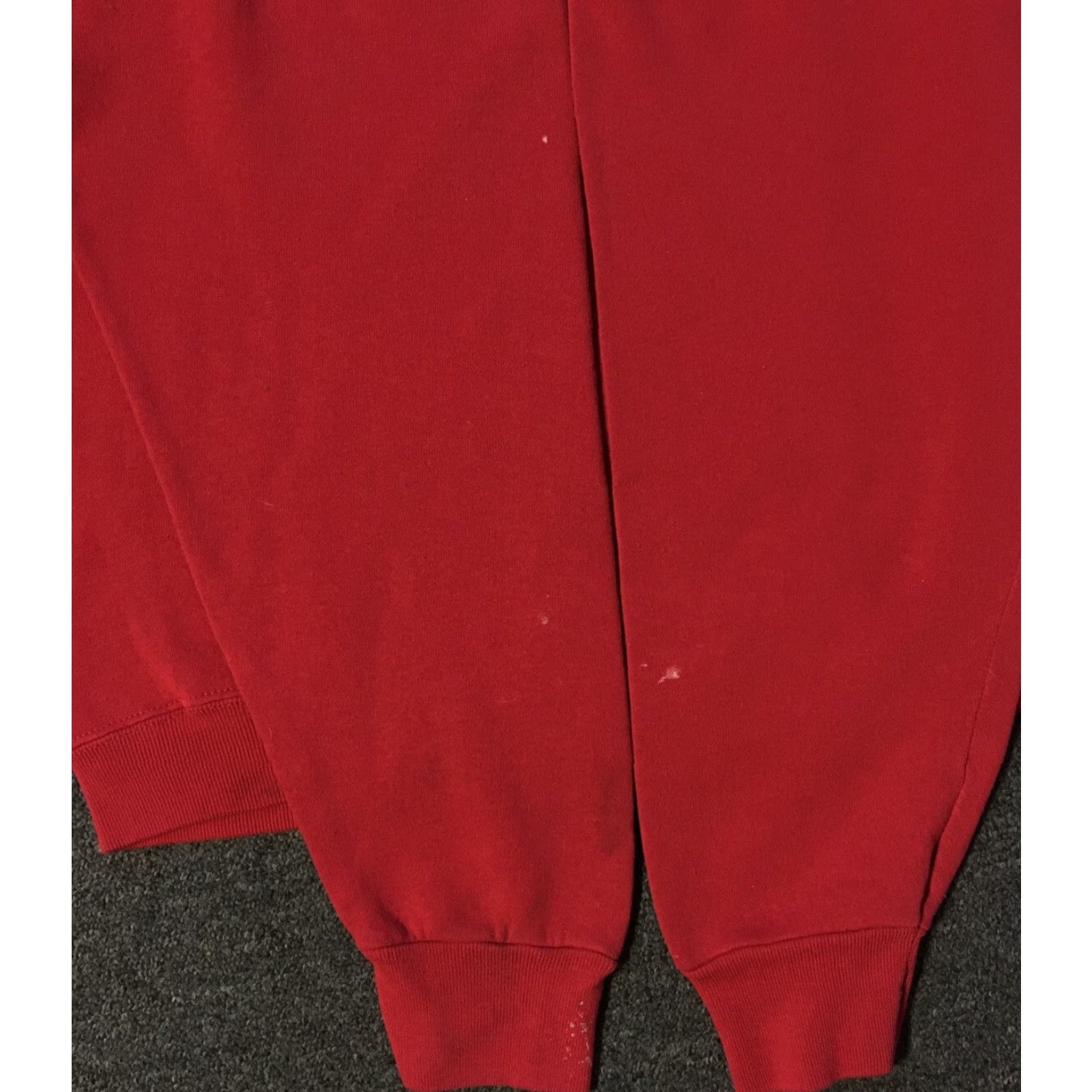 Vintage VINTAGE Who Gives A Sh*t Bear Sweatshirt M Red 80s 90s Humor Crude Boxy Animal USA Mens Pullover Capricious Punk Retro Battle-Ready Fun Size US M / EU 48-50 / 2 - 6 Thumbnail