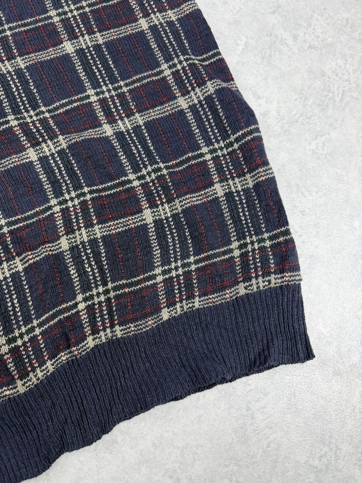 Polo Ralph Lauren Polo Ralph Lauren Plaid Knit Sweater Vest V-Neck Size XL Size US XXL / EU 58 / 5 - 2 Thumbnail